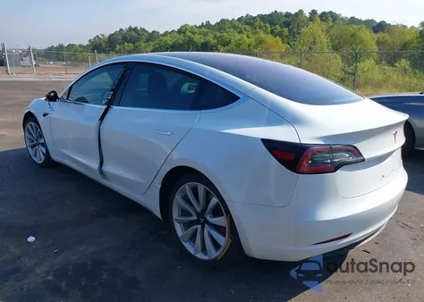 2018 Tesla Model 3 Long Range/Mid Range из США, поврежденный, VIN 5YJ3E1EAXJF025089